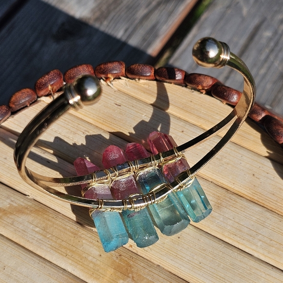 Crystal geode colorblock cuff bracelet - Picture 9 of 9